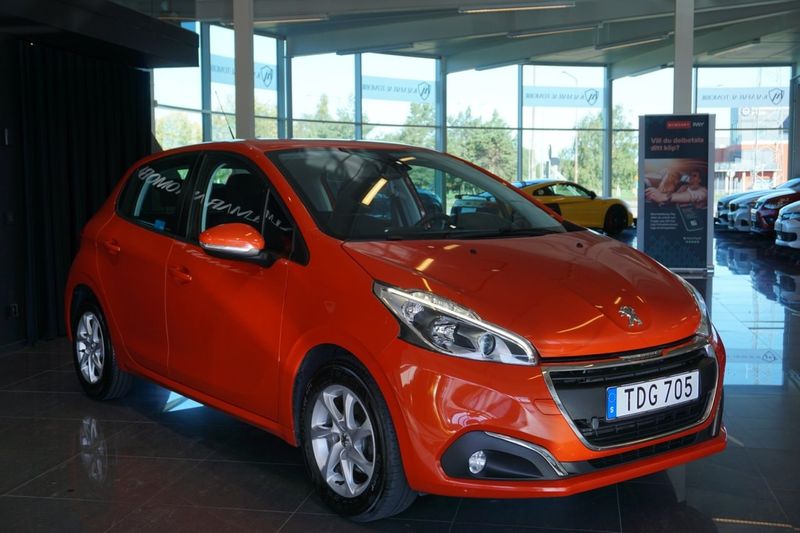 Peugeot 208 bild 2