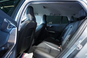 Volvo V60 bild 8