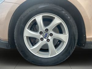 Volvo V40 bild 14