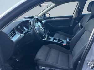 Volkswagen Passat bild 7