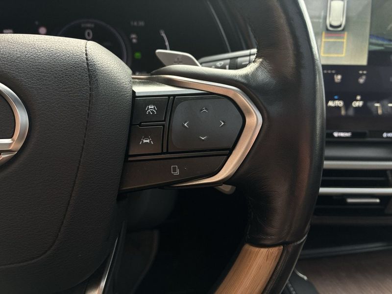 Lexus RX bild 21