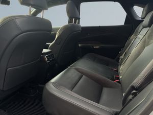 Lexus RX bild 13