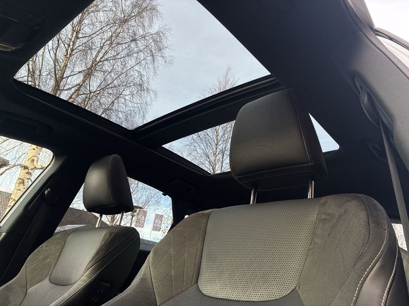 Lexus RX bild 19