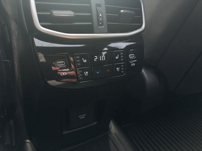 Lexus RX bild 23