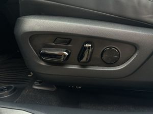 Lexus RX bild 17