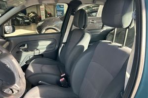 Renault Clio bild 8