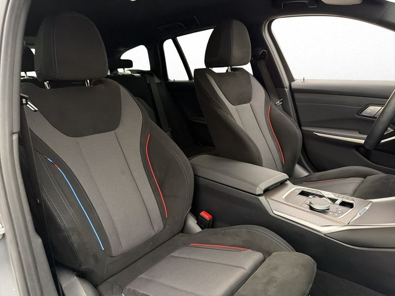 BMW 330 bild 13