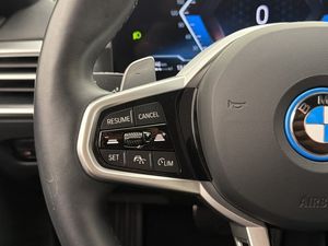 BMW 330 bild 18
