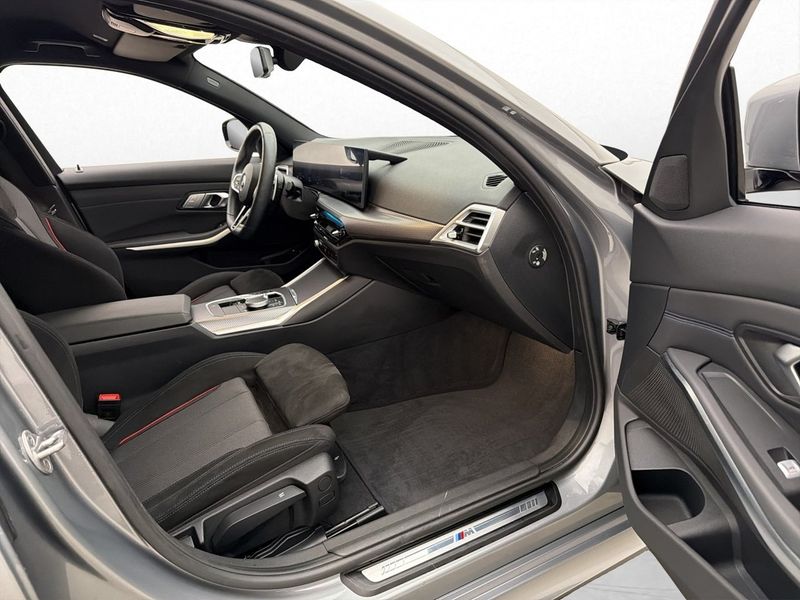 BMW 330 bild 14