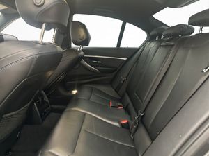 BMW 320 bild 15