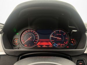 BMW 320 bild 21