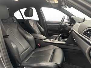 BMW 320 bild 13