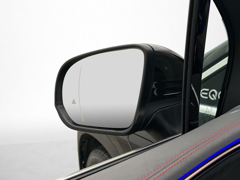 Mercedes EQE43 SUV bild 13