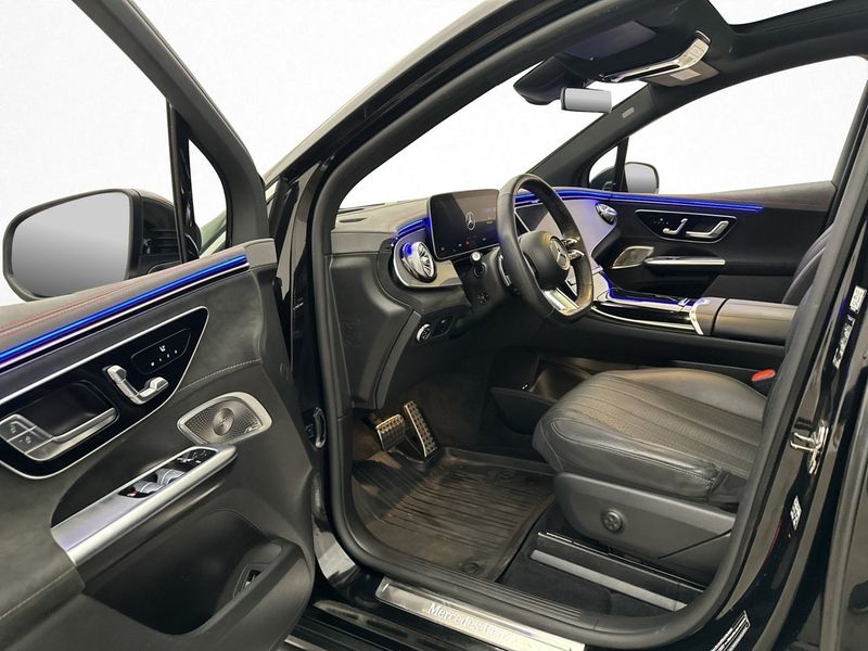 Mercedes EQE43 SUV bild 14