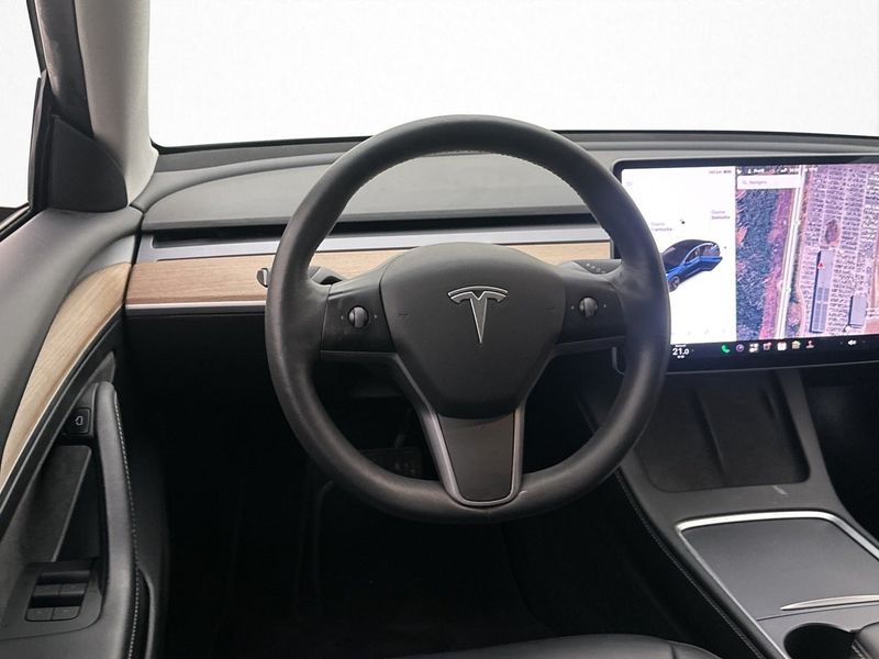 Tesla Model 3 bild 12