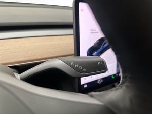 Tesla Model 3 bild 16