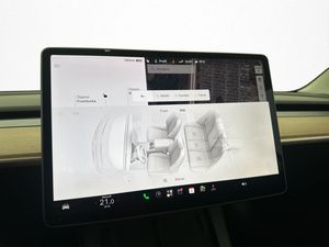 Tesla Model 3 bild 21