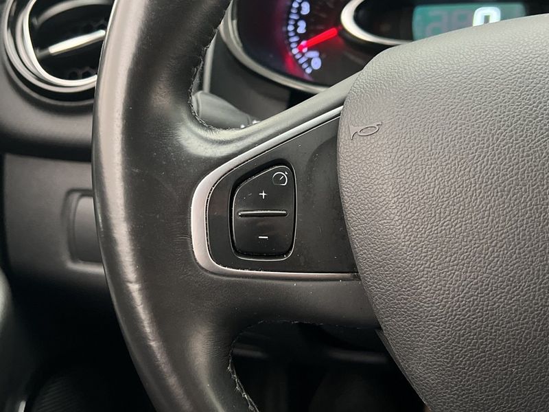 Renault Clio bild 12