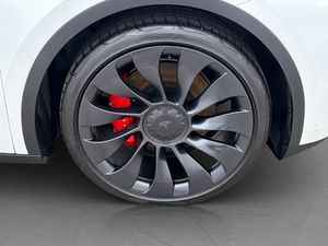 Tesla Model Y bild 32