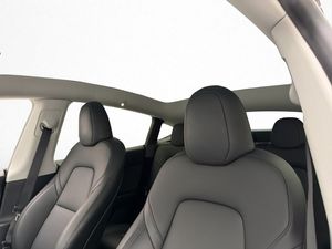 Tesla Model Y bild 11