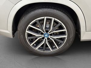 BMW iX1 bild 34