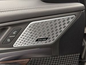 BMW iX1 bild 13