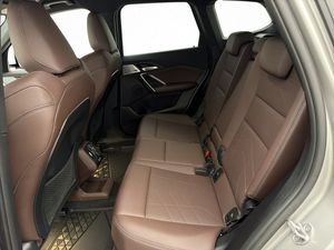 BMW iX1 bild 29