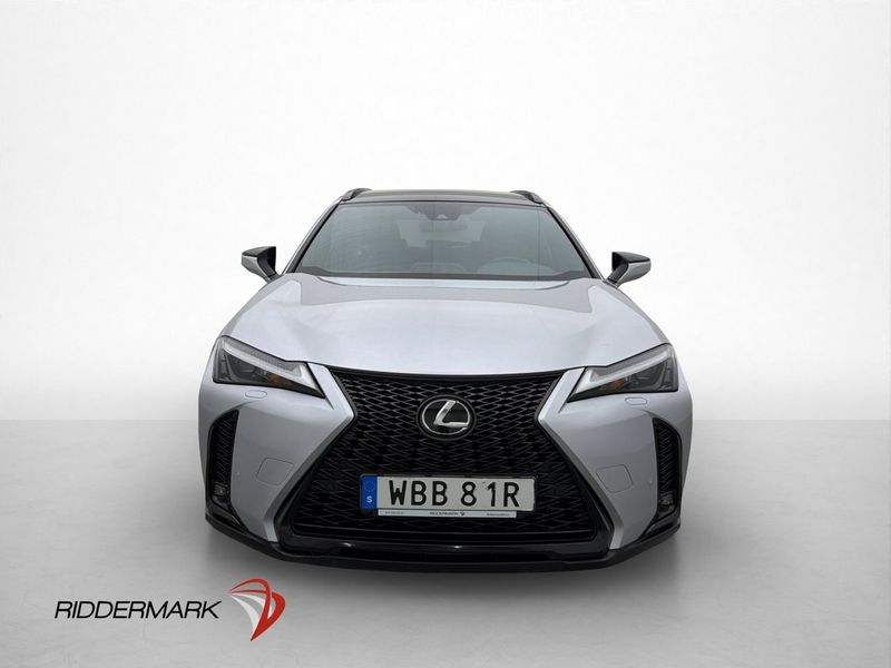 Lexus UX bild 2