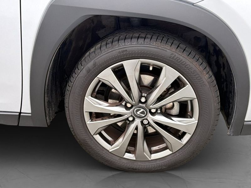 Lexus UX bild 30