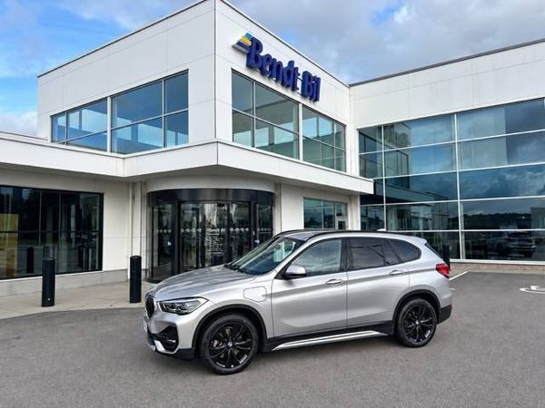 BMW X1 xDrive25e Sport Line /Navi /Head Up /Dragkrok/3840 Mil - 2022