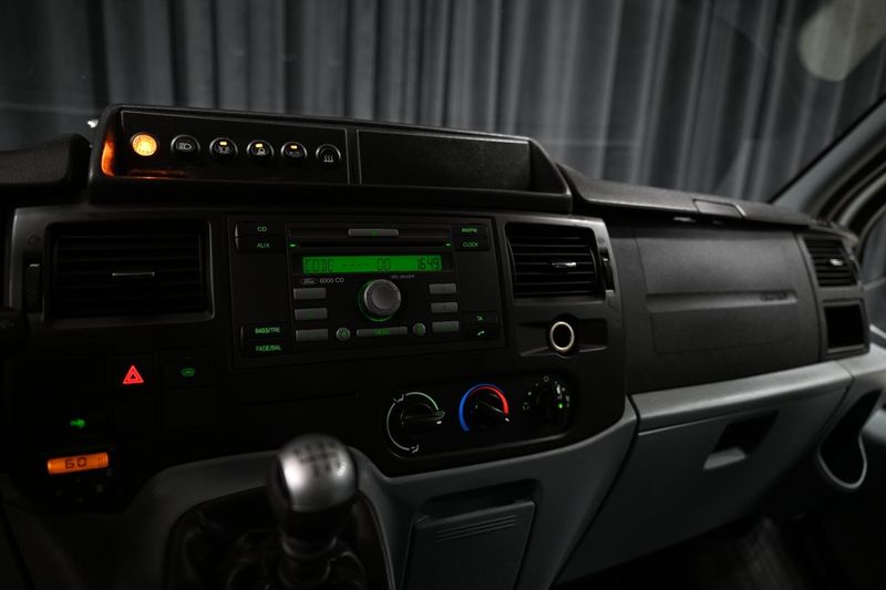 Ford Transit bild 32