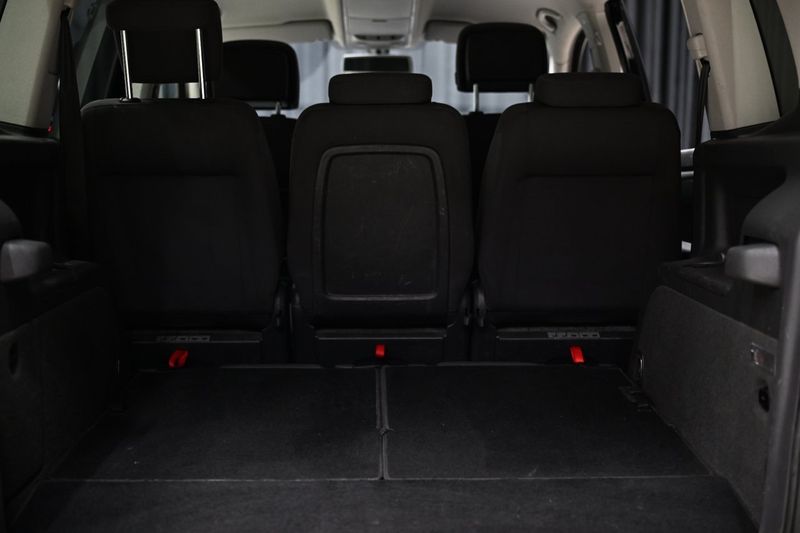 Volkswagen Touran bild 7