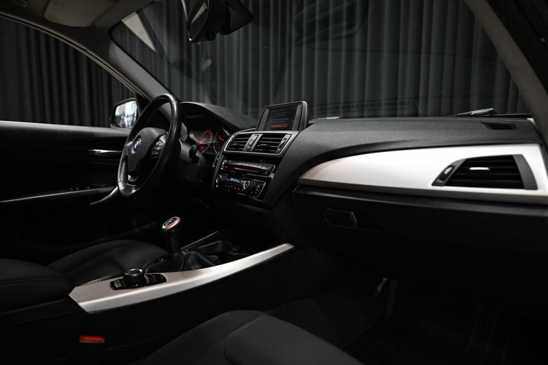 BMW 118 bild 26