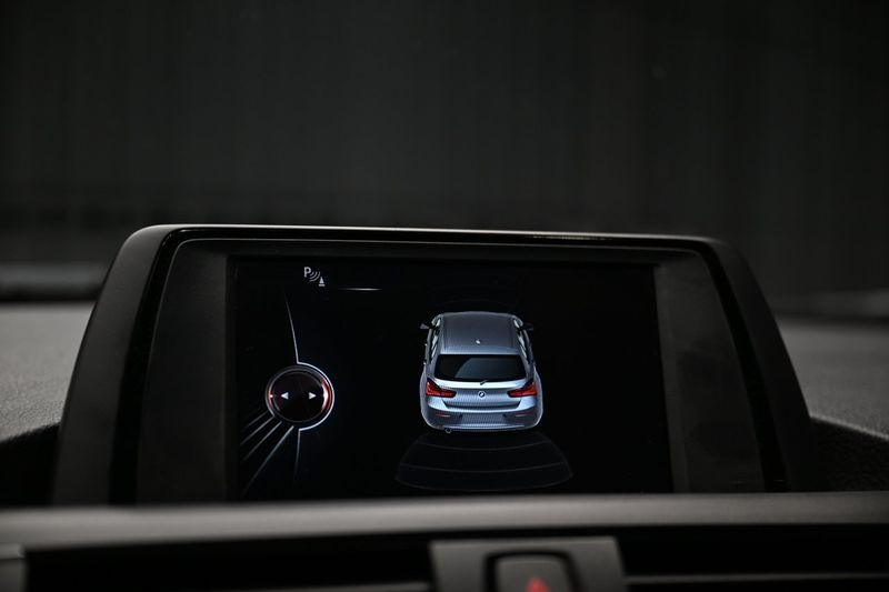 BMW 118 bild 15