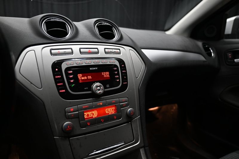 Ford Mondeo bild 14