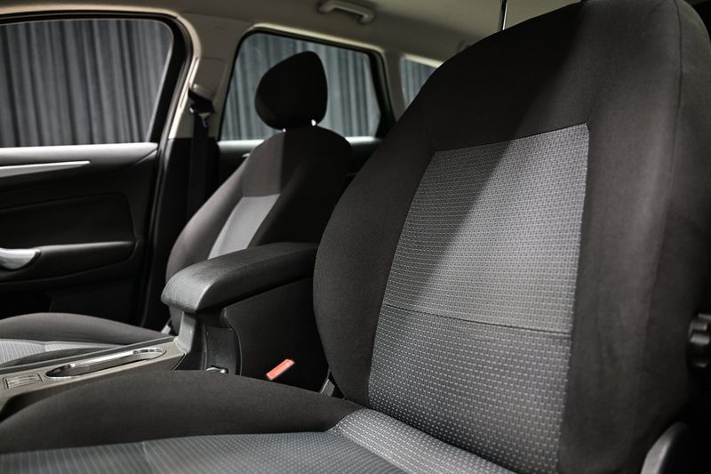 Ford Mondeo bild 23