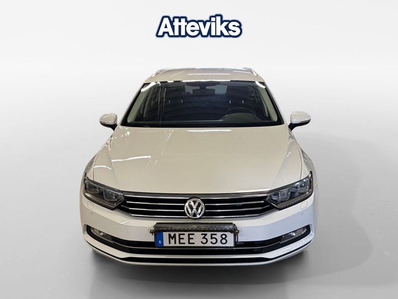 Volkswagen Passat bild 8