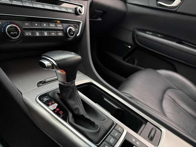 Kia Optima bild 26