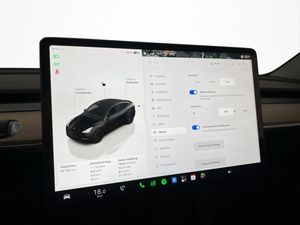 Tesla Model Y bild 23