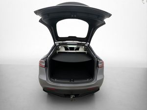 Tesla Model Y bild 27
