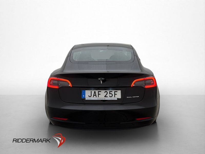 Tesla Model 3 bild 8