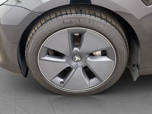 Tesla Model 3 bild 30
