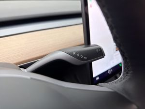 Tesla Model 3 bild 29