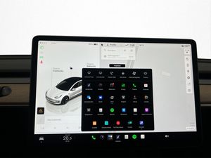 Tesla Model 3 bild 24