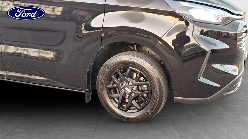Ford Custom bild 9