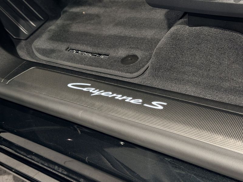 Porsche Cayenne bild 13