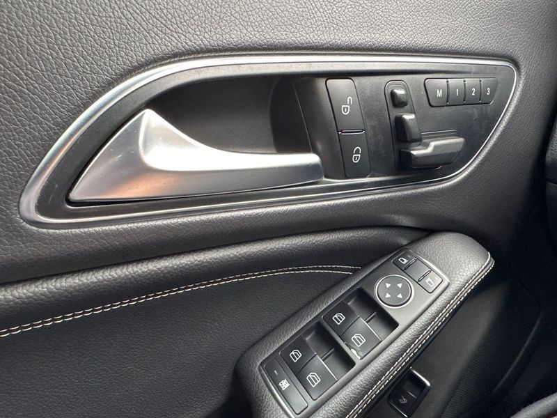 Mercedes CLA220 bild 15