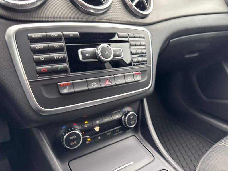 Mercedes CLA220 bild 13