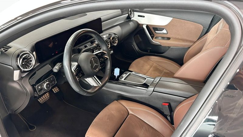 Mercedes CLA250 bild 8