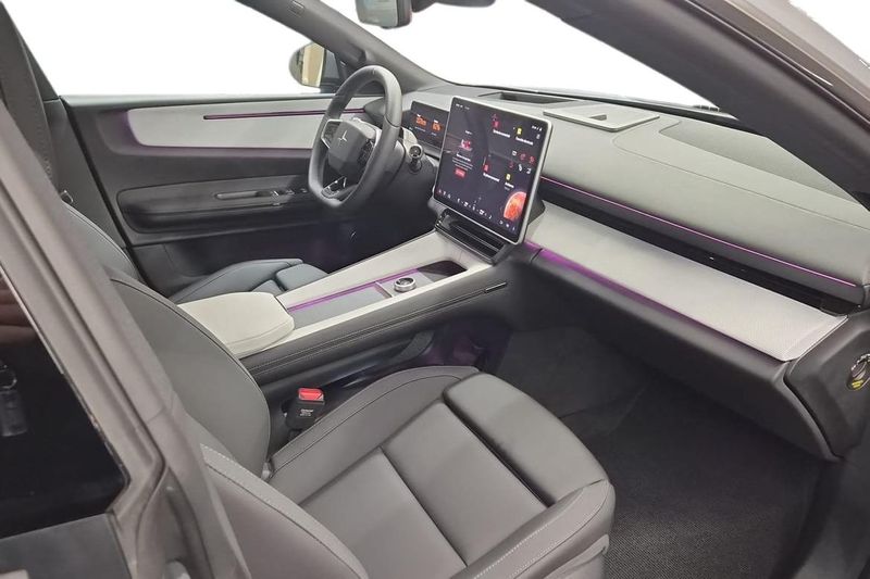 Polestar 4 bild 7